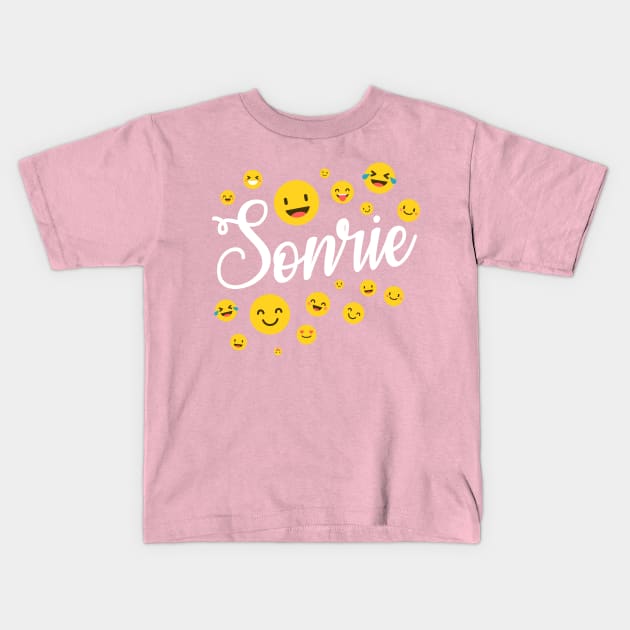 Sonrie - Smile Kids T-Shirt by verde